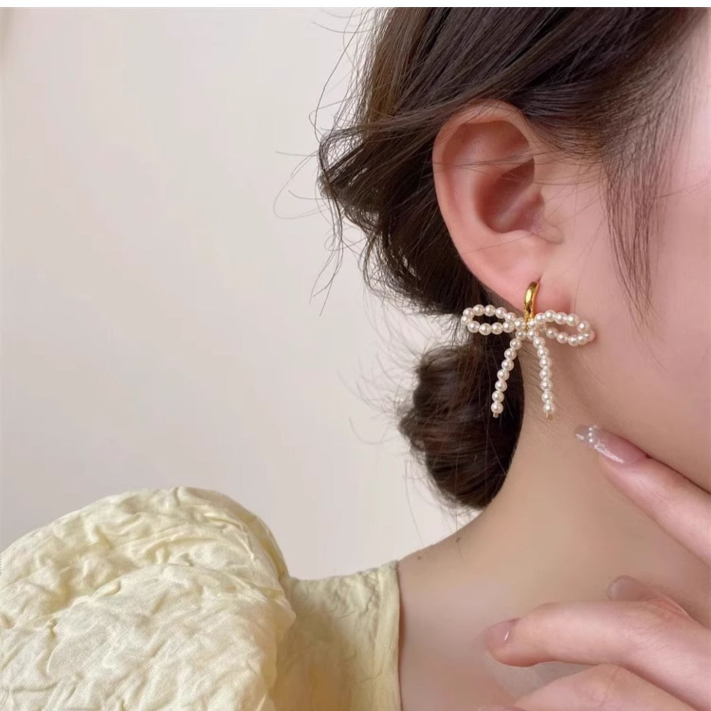 Pearl Bow Earrings