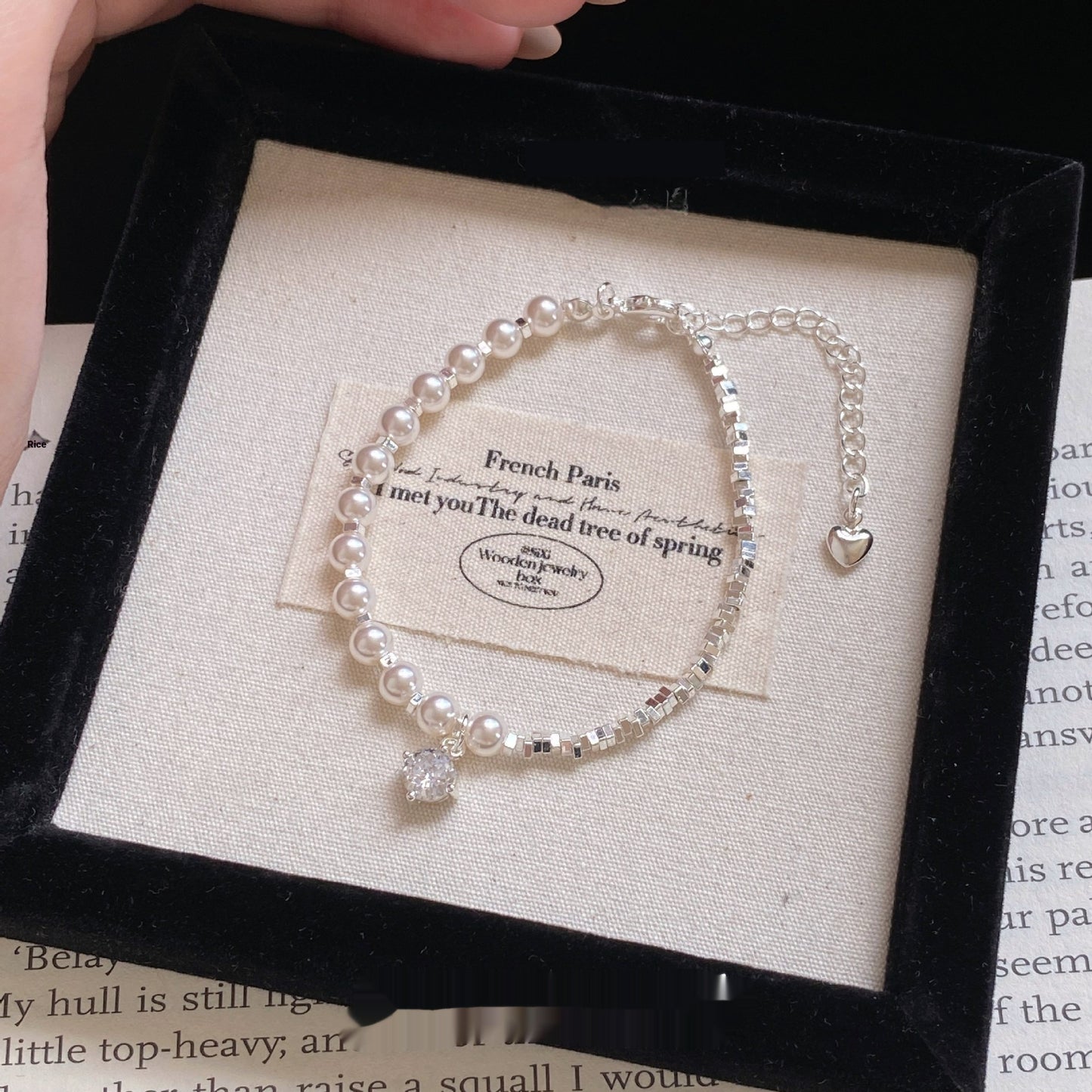 Pearl & Zircon Cat Charm Bracelet (Silver-Plated)